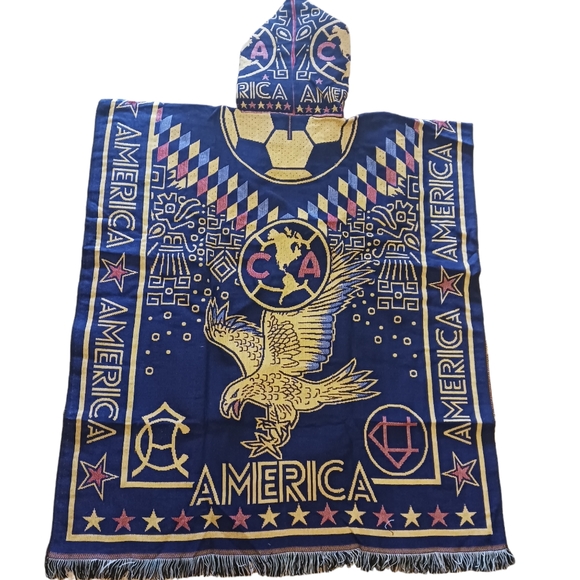Club America Mexican Poncho - Stylish Fan Gear for Game Day | Dark Blue - Picture 4 of 6